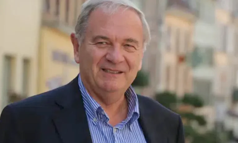 M Gérard Hrodej