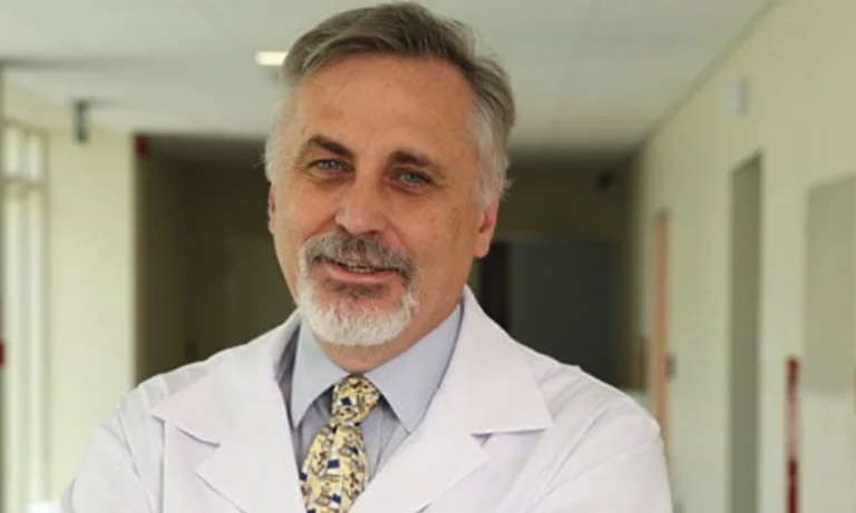 Dr Tadeusz Pienkowski